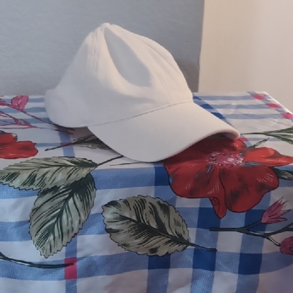 Plain White Cap